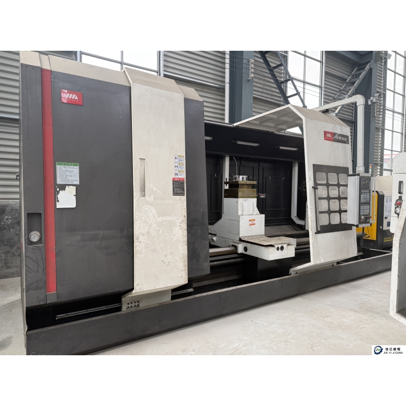 <strong>转让二手沈阳HTC200300数控车床</strong>