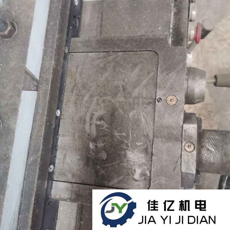 车床:天水星火车床CW61125E加工长度1.5米 基本全新 试机完美包精度(图2)